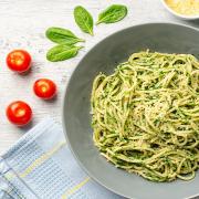 Spenótos spagetti