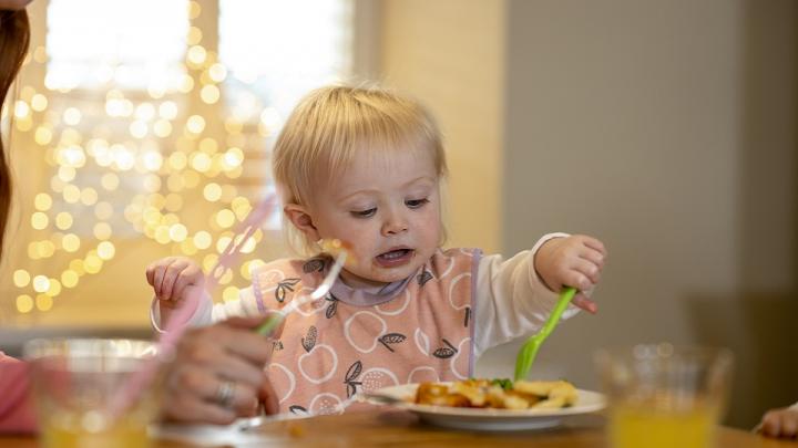 Egy jó vacsora a baba békés alvásáért